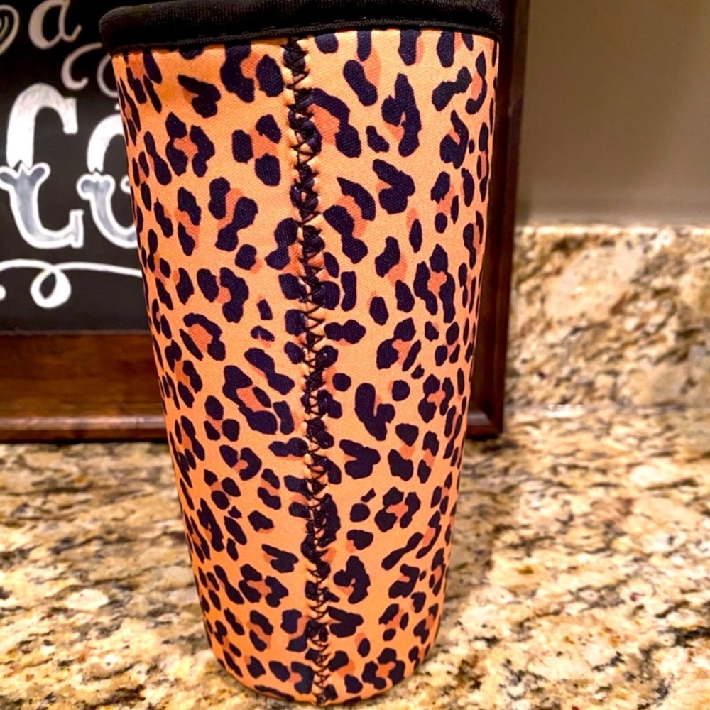 TIPI⭐️NEW Leopard Print🐆KOOZIE Beverage Cup Cover - Picture 6 of 8